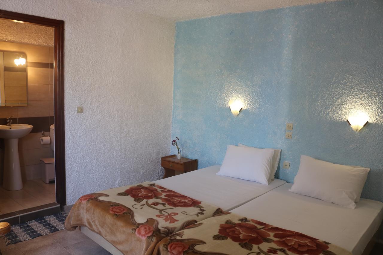 Madalenas B&B Pelekas Exteriör bild